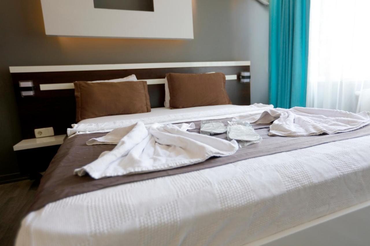 Sara Suit Hotel Istanbul Exterior photo